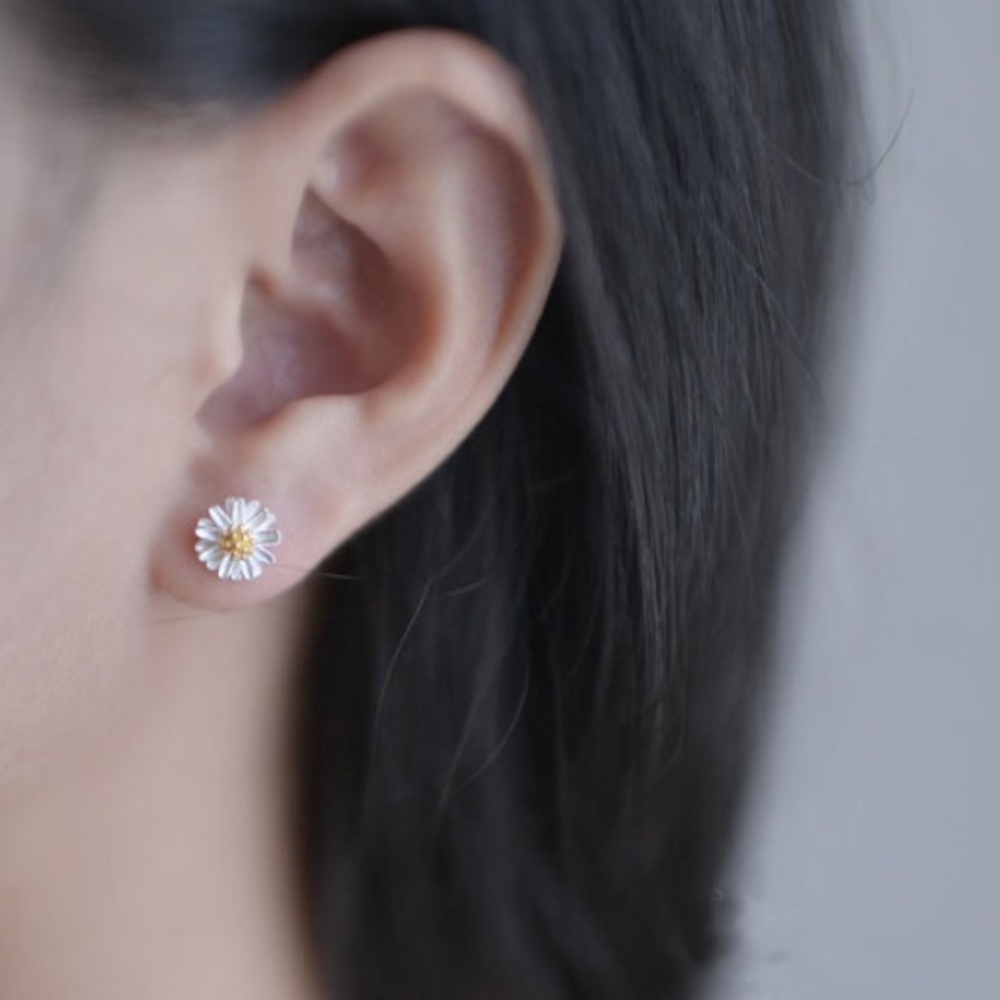 Sterling Silver Stud Flower Earrings - Picture 4 of 4